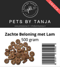 Afbeelding in Gallery-weergave laden, Zachte beloning met lam 500 gram hondensnack - Pets by Tanja
